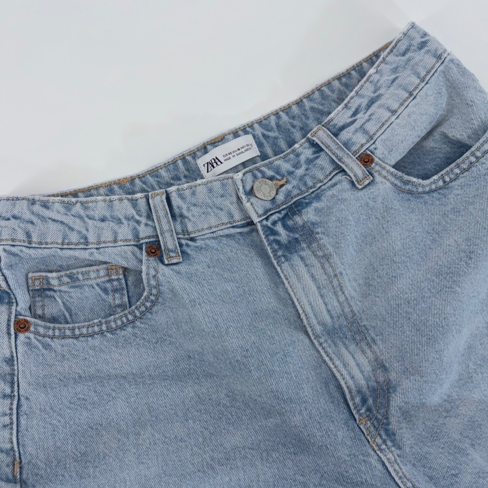 Zara Womens High Waisted Light Wash Raw Hem Denim Shorts Blue Size 10